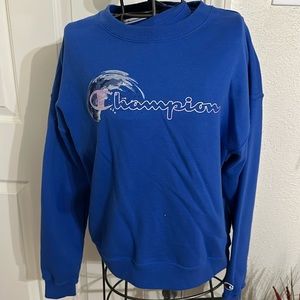 Champion sweatshirt. Size small
